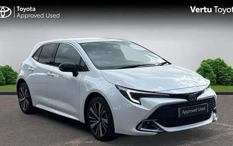 Used Toyota Corolla Design 140 HP (102 kW) 2025 Hatchback