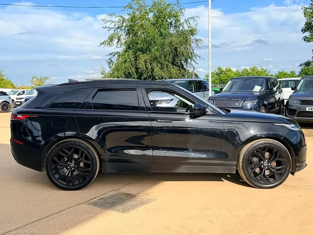 Used Land Rover Range Rover Velar HSE 300 HP (220 kW) 2017 Black SUV