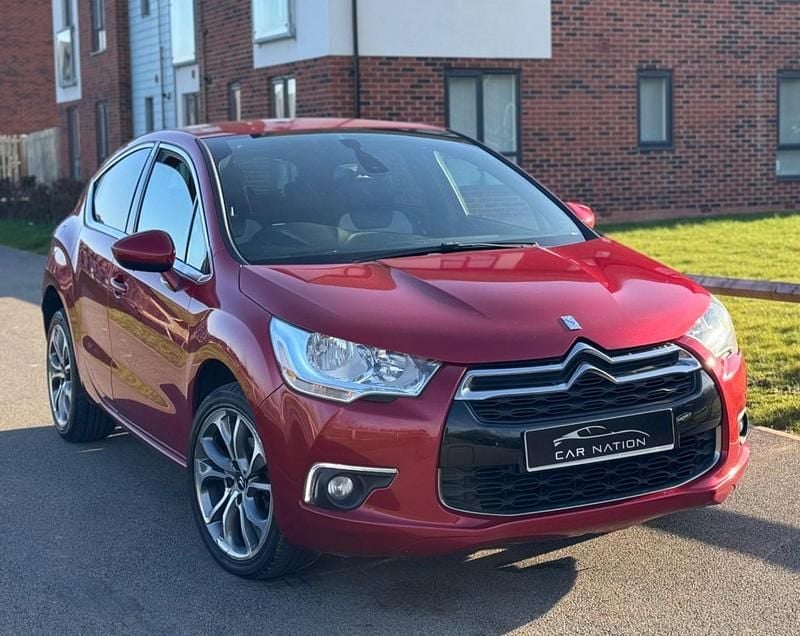 Red Used 2015 Citroën DS4 Hatchback | £4,290 (Fair price) - Image 1/4