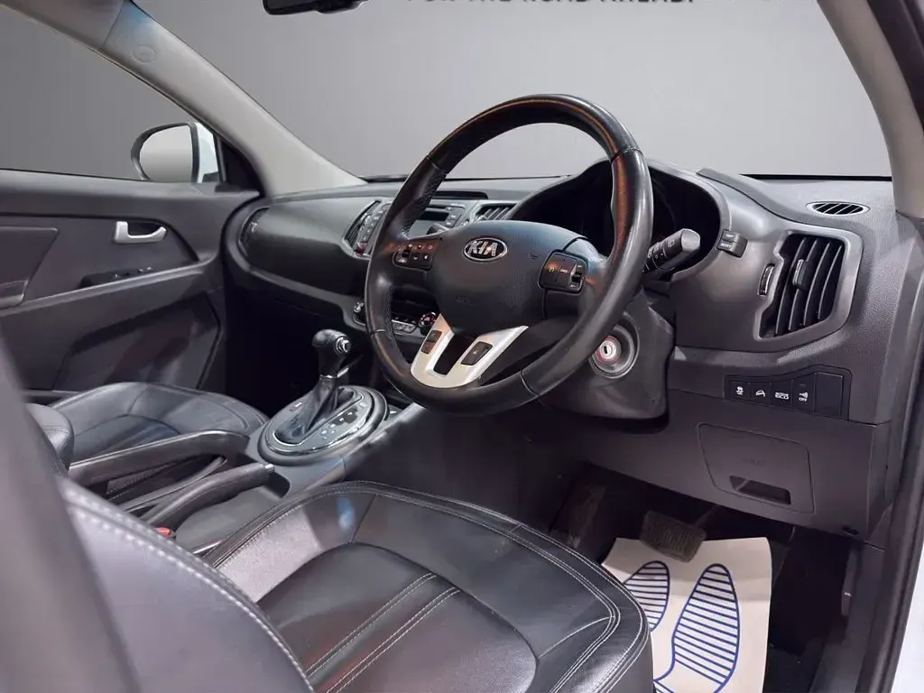 Used Kia Sportage 2013 White SUV