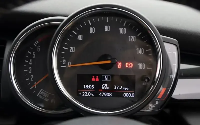 Used Mini Cooper Exclusive 136 HP (100 kW) 2019 Black Hatchback