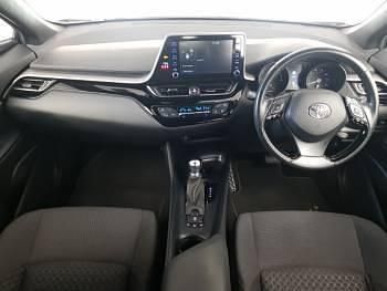 Used Toyota C-HR 122 HP (89 kW) 2022 Silver SUV