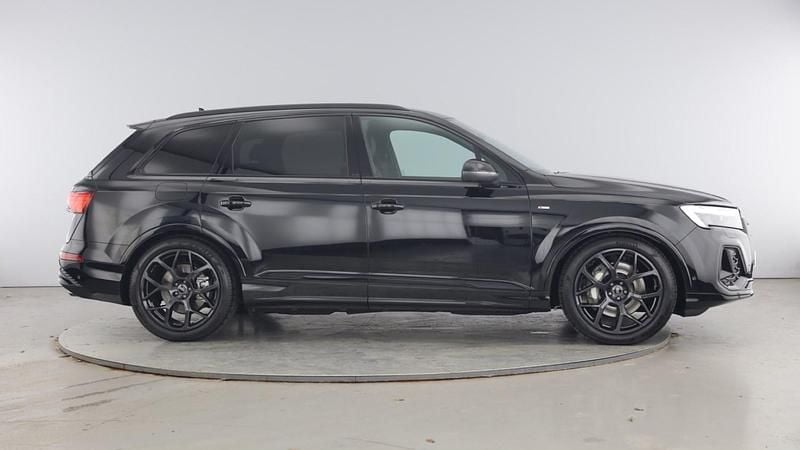 Used Audi Q7 Black Edition 286 HP (210 kW) 2025 Black SUV