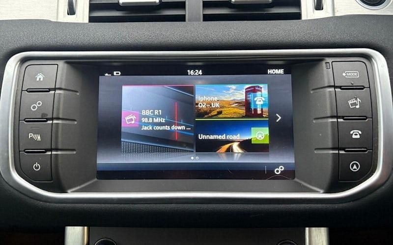 Used Land Rover Range Rover evoque SE 240 HP (176 kW) 2017 Hatchback