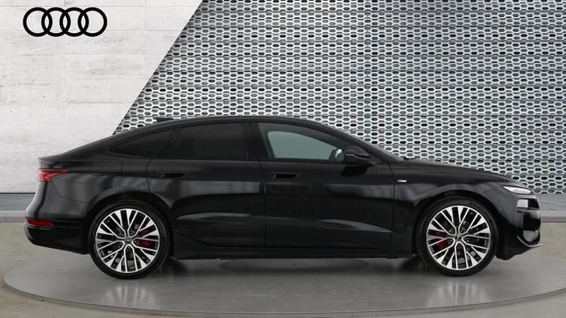 New Audi A6 e-tron Comfort 210 kW (286 HP) 2025 Black Estate