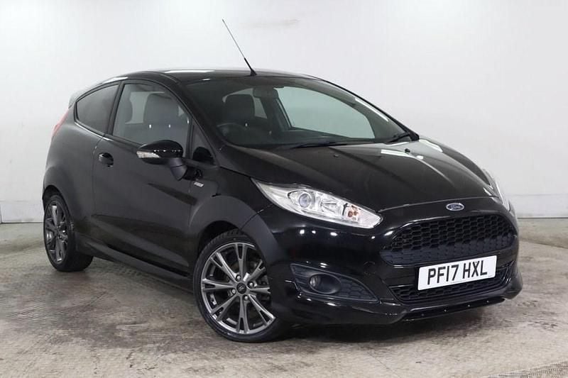 Black Used 2017 Ford Fiesta ST-Line Hatchback | £5,975 (Good price) - Image 1/4