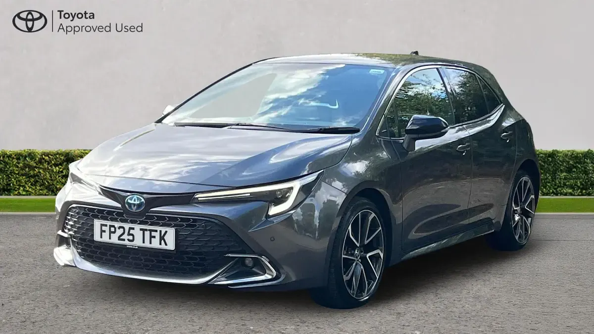Used Toyota Corolla 140 HP (102 kW) 2025 Grey Hatchback