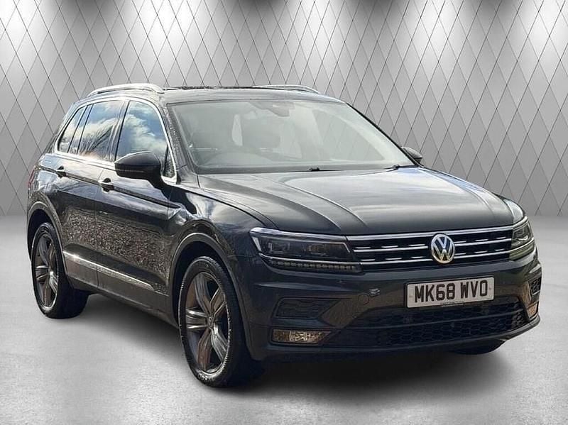 Usado VW Tiguan SEL 150 HP (110 kW) 2018 Cinzento SUV