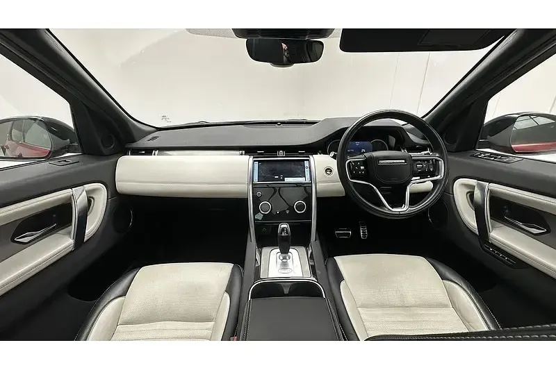 Used Land Rover Discovery 5 HSE Dynamic 2023 Red SUV