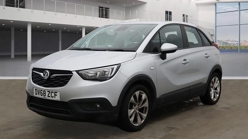 Used Vauxhall Crossland X 81 HP (59 kW) 2018 Silver SUV