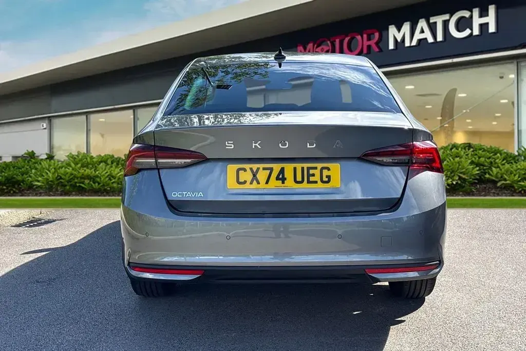 Second-hand Skoda Octavia SE L 2024 Gri Hatchback