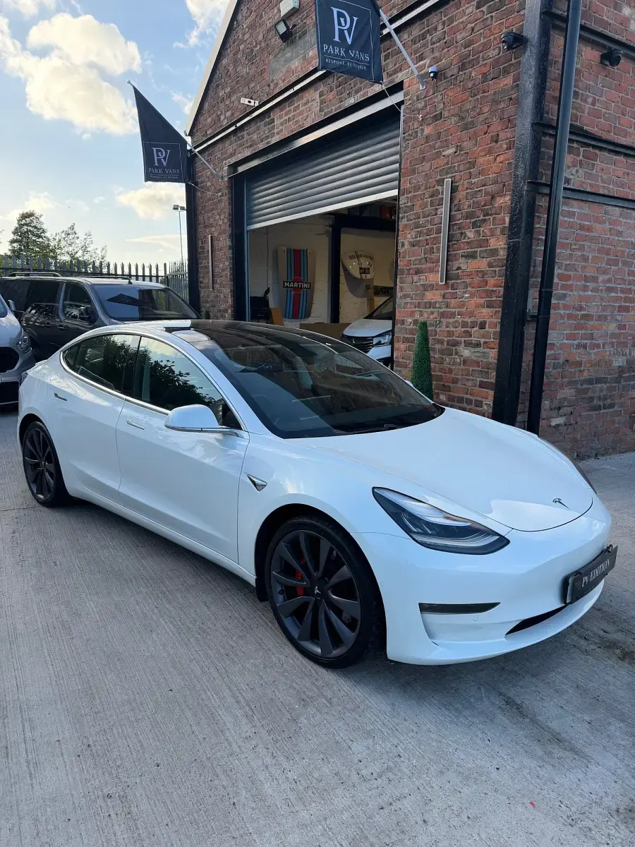 Used Tesla Model 3 Performance 461 kW (627 HP) 2020 White Sedan
