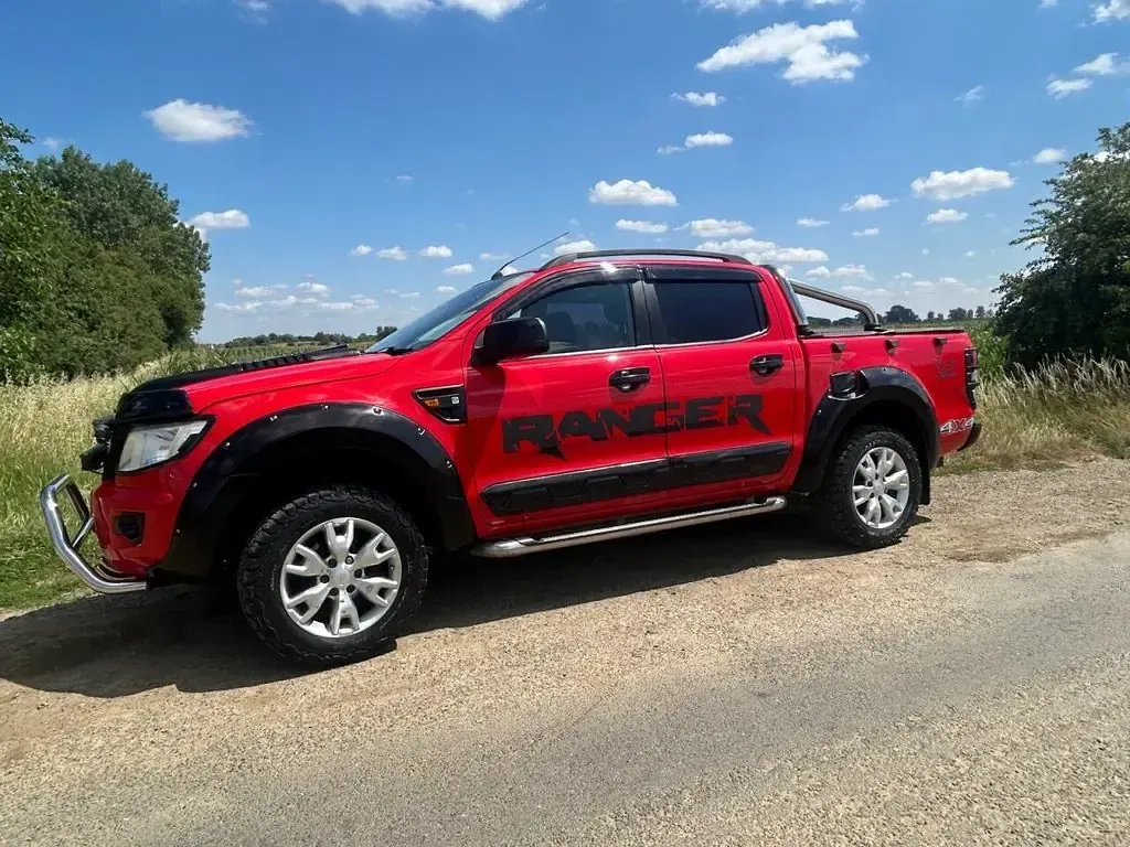 Used Ford Ranger XLT 150 HP (110 kW) 2013 Red Pickup