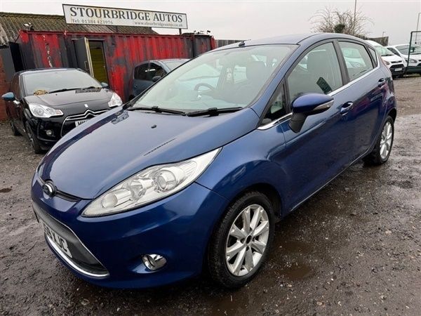 Blue Used 2010 Ford Fiesta Zetec Hatchback | £2,495 (Good price) - Image 1/1