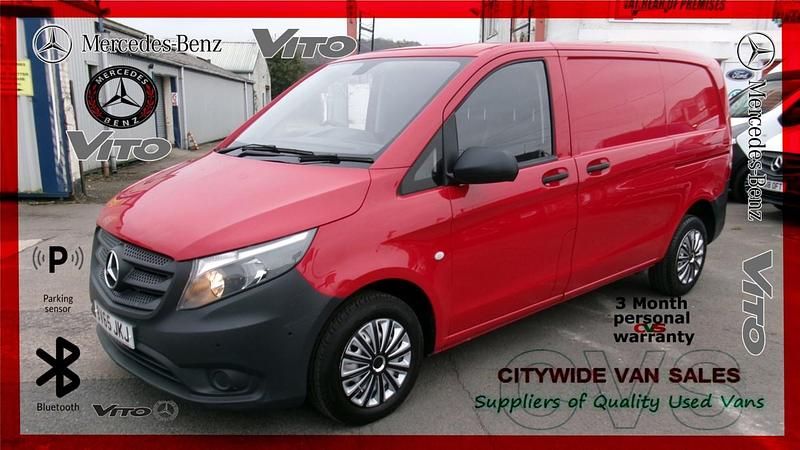 Red Used 2015 Mercedes Vito MPV | £8,995 (Fair price) - Image 1/4
