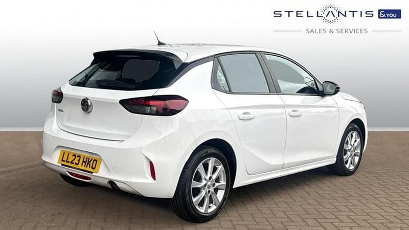 Used Vauxhall Corsa Design Edition 74 HP (54 kW) 2023 White Hatchback