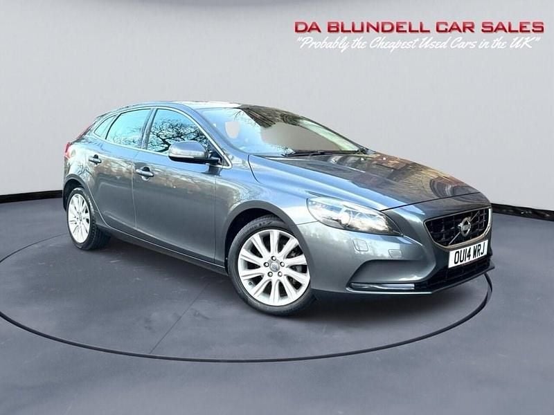Grey Used 2014 Volvo V40 SE Lux Hatchback | £6,250 (Good price) - Image 1/4