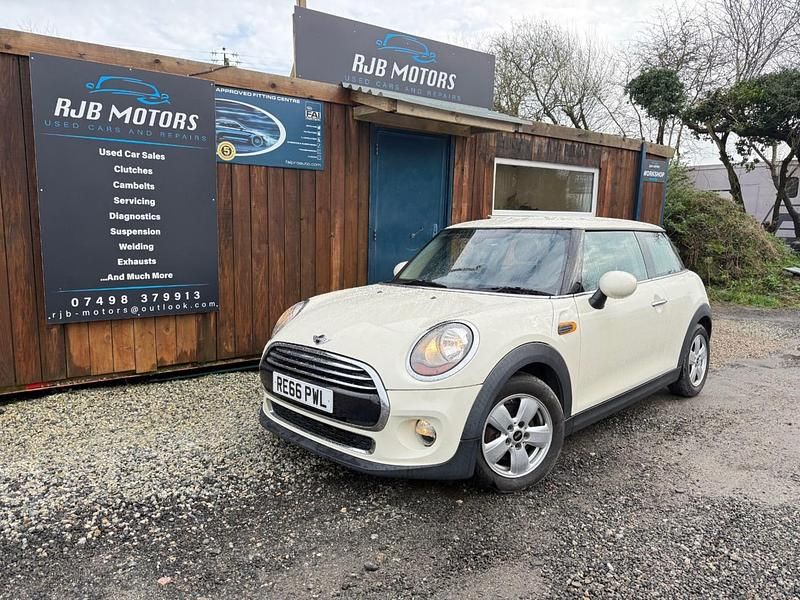 Used Mini Cooper D Hatch 116 HP (85 kW) 2016 White Hatchback