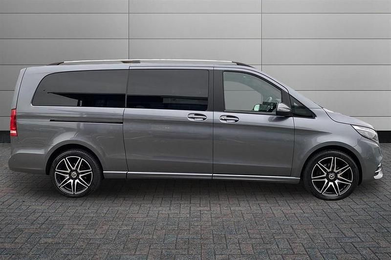 Used Mercedes V220 AMG line 163 HP (119 kW) 2023 Dark graphite grey MPV