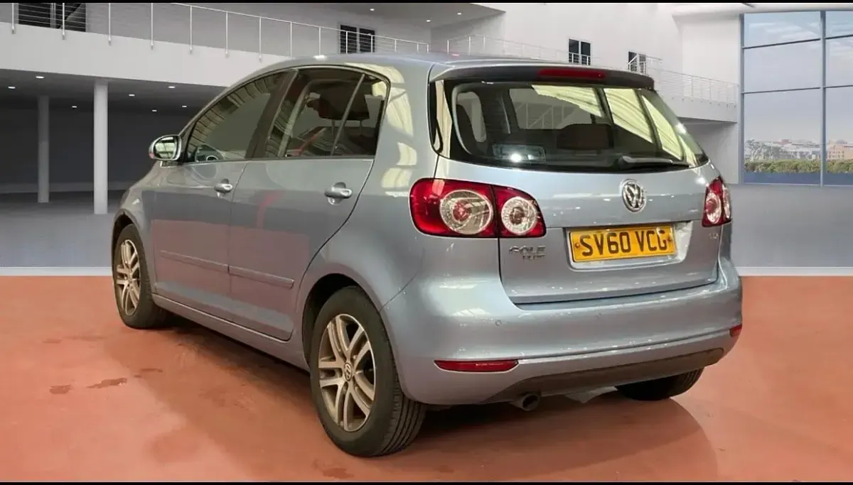 Used VW Golf VI SE 105 HP (77 kW) 2010 Blue Hatchback