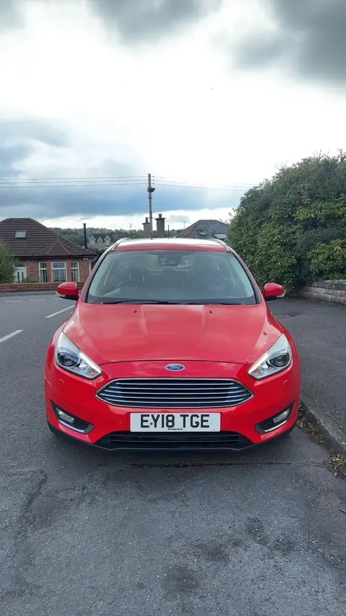 Used Ford Focus Titanium X 120 HP (88 kW) 2018 Red Estate
