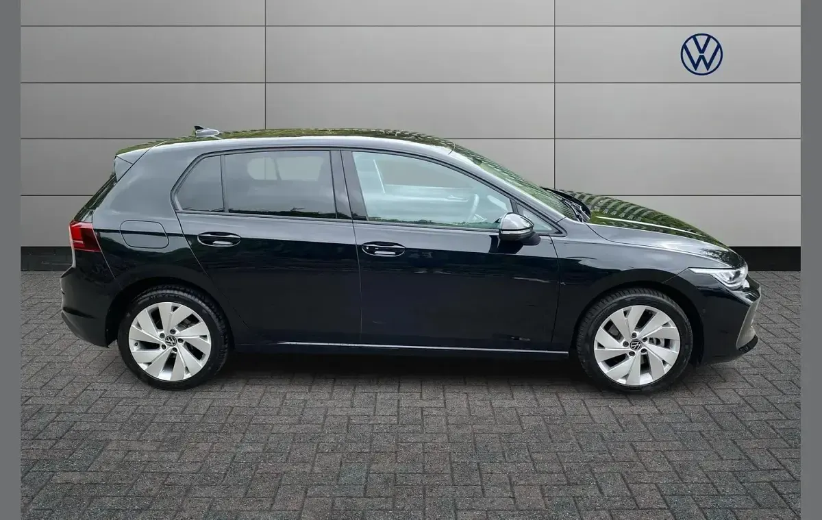 Used VW Golf VIII Match 204 HP (150 kW) 2025 Black Hatchback