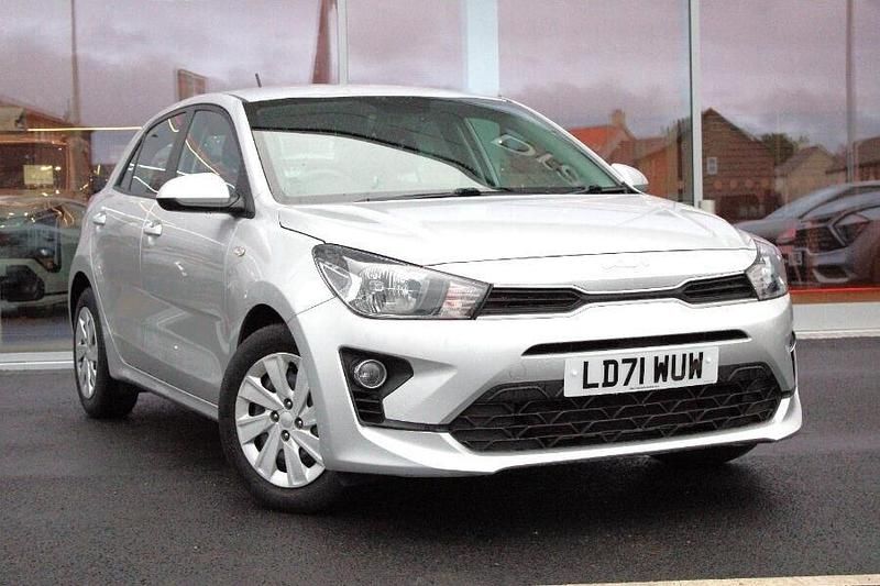 Silver Used 2021 Kia Rio Hatchback | £10,346 (Fair price) - Image 1/3