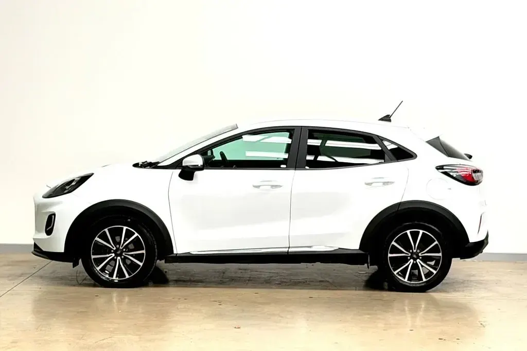 Used Ford Puma Titanium 125 HP (91 kW) 2023 White SUV