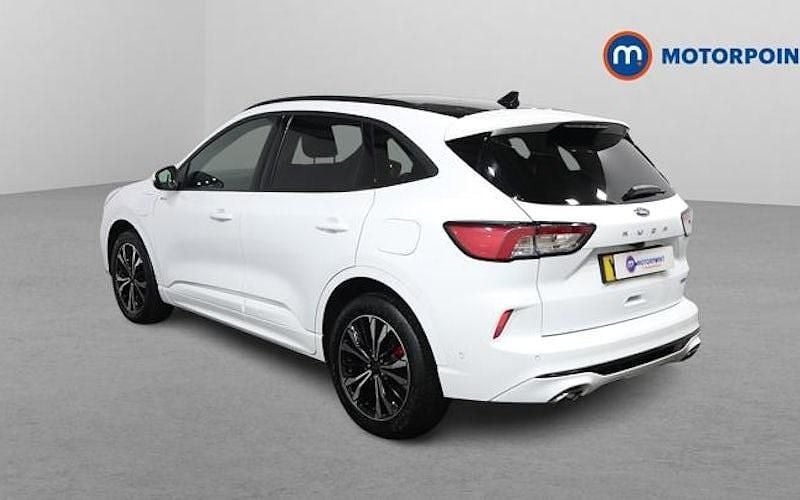 Used Ford Kuga ST-Line X 224 HP (164 kW) 2022 White SUV