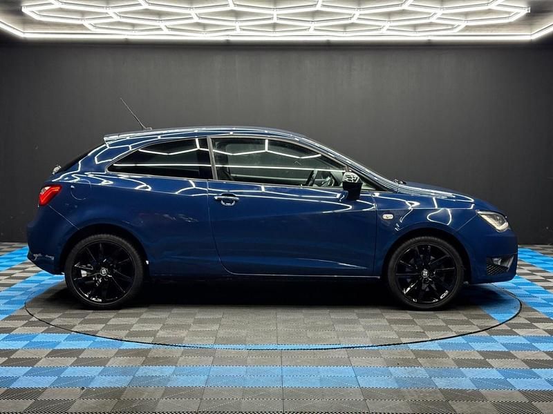 Used Seat Ibiza FR 90 HP (66 kW) 2016 Blue Hatchback