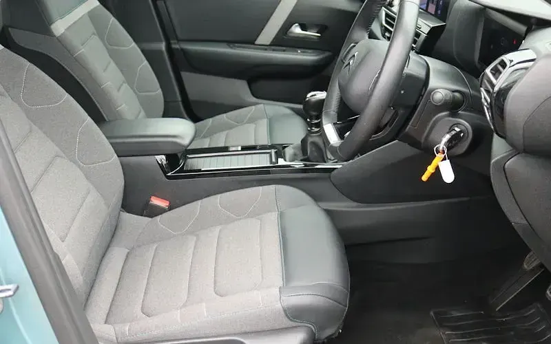 Used Citroën C4 PureTech 131 HP (96 kW) 2023 Blue SUV