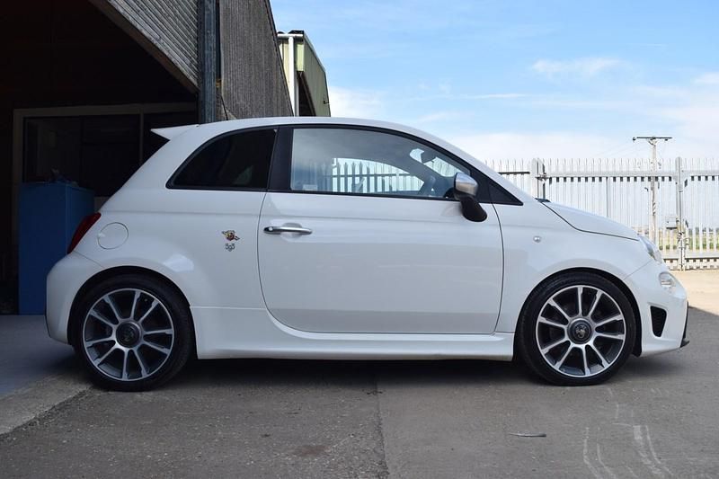 Used Abarth 595 Turismo 165 HP (121 kW) 2018 White Hatchback