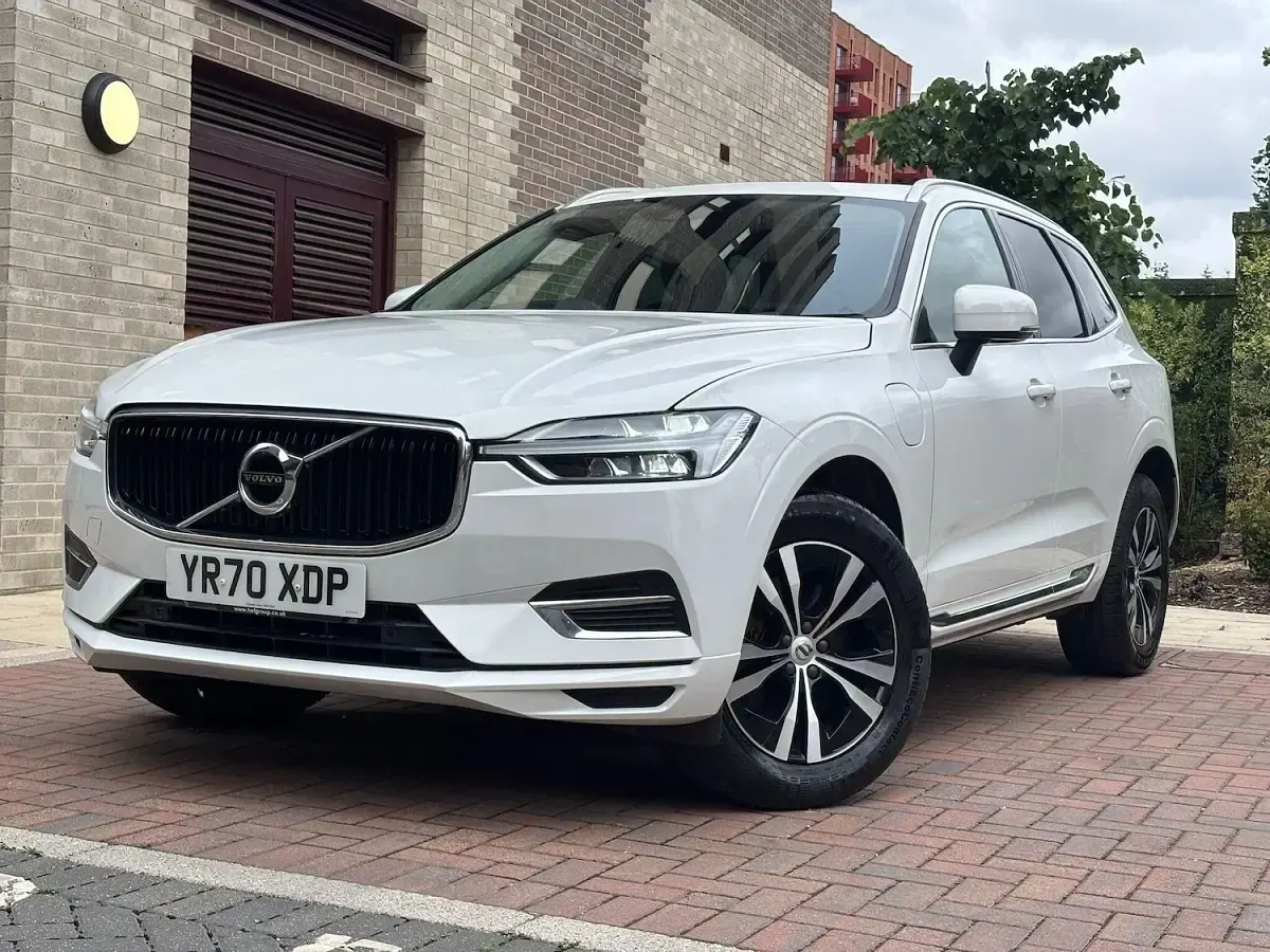 Used Volvo XC60 Inscription 2020 White SUV