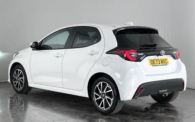 Used Toyota Yaris Hybrid Design 116 HP (85 kW) 2025 Hatchback