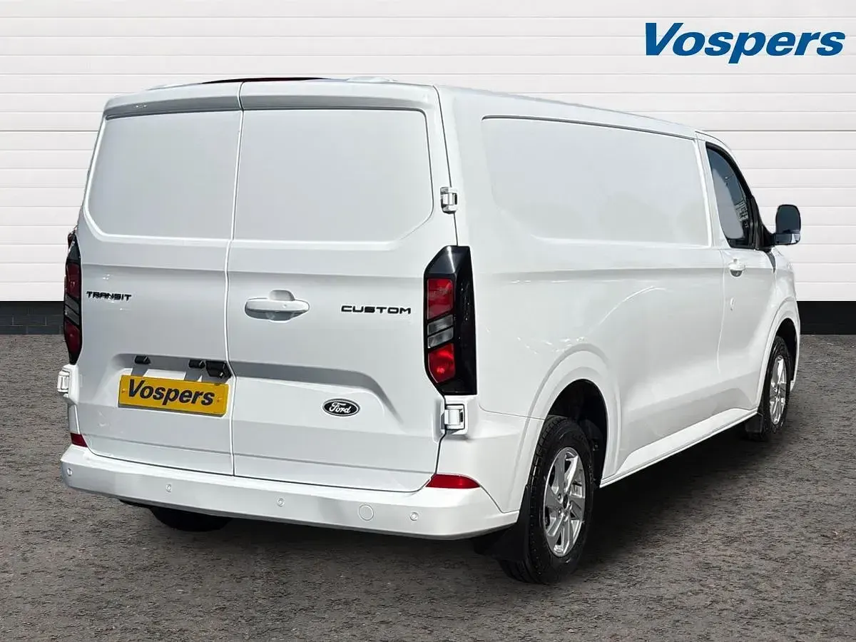 Used Ford Transit Custom Limited 136 HP (100 kW) 2025 White Van