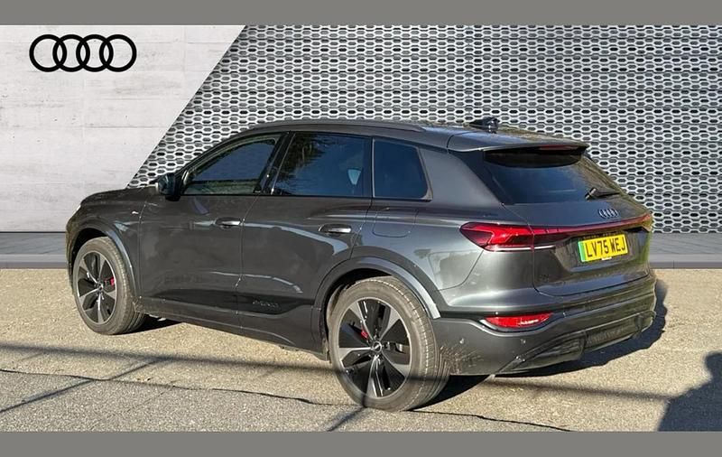 Used Audi Q6 e-tron Advanced 185 kW (252 HP) 2025 Grey SUV