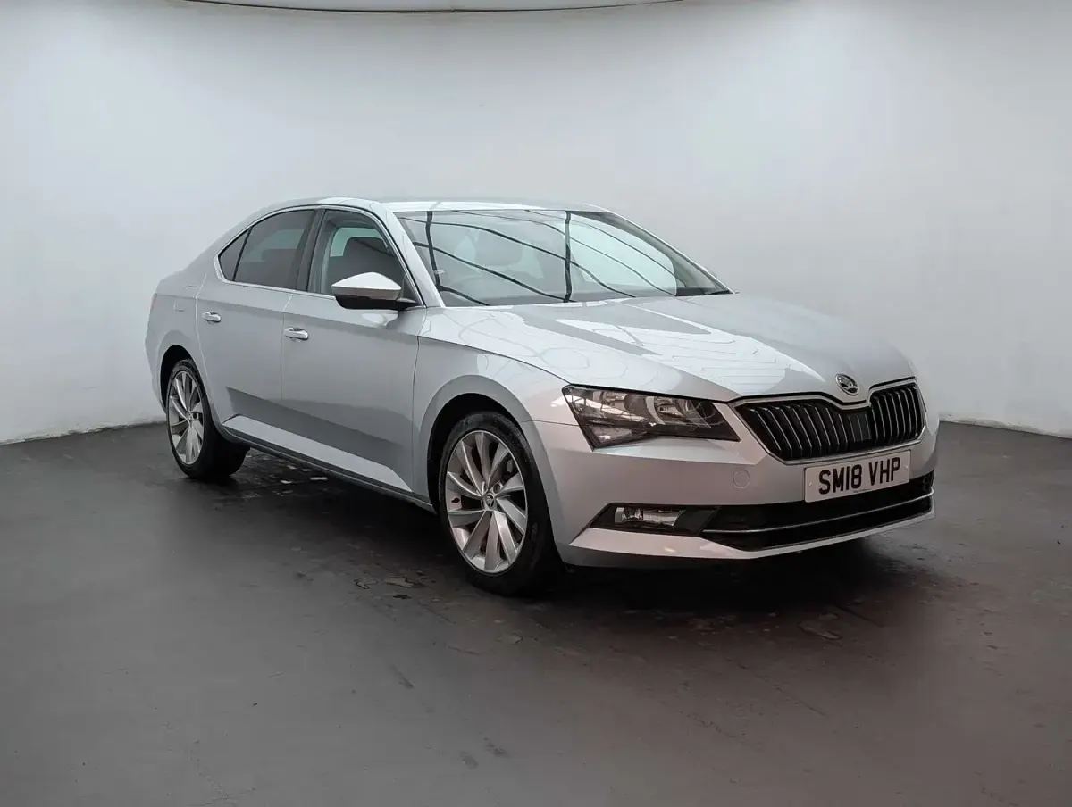 Used Skoda Superb SE 150 HP (110 kW) 2018 Silver Hatchback