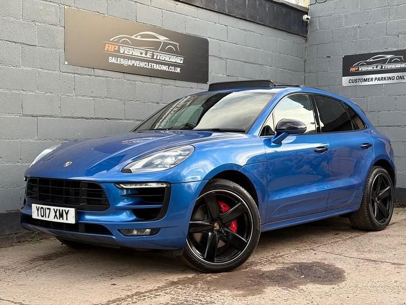 Blue Used 2017 Porsche Macan GTS SUV | £25,995 (Fair price) - Image 1/4