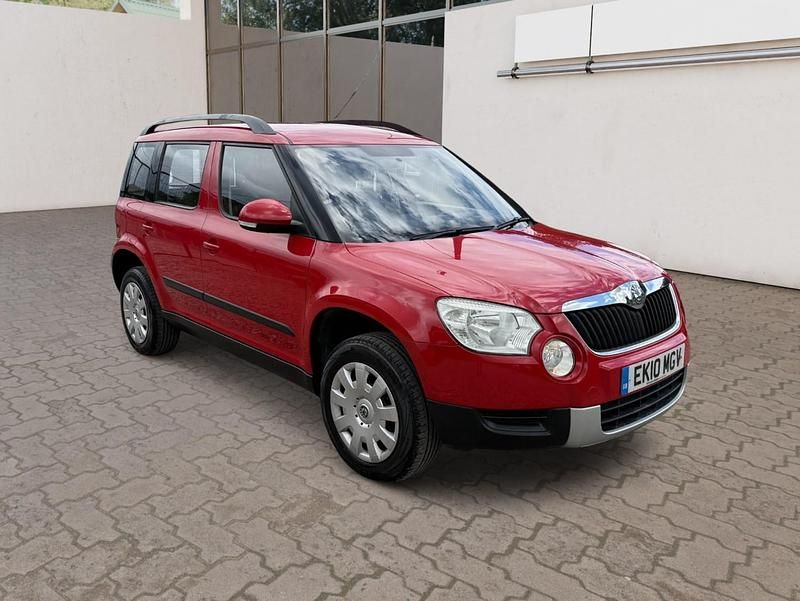Red Used 2010 Skoda Yeti SUV | £3,195 (Good price) - Image 1/4