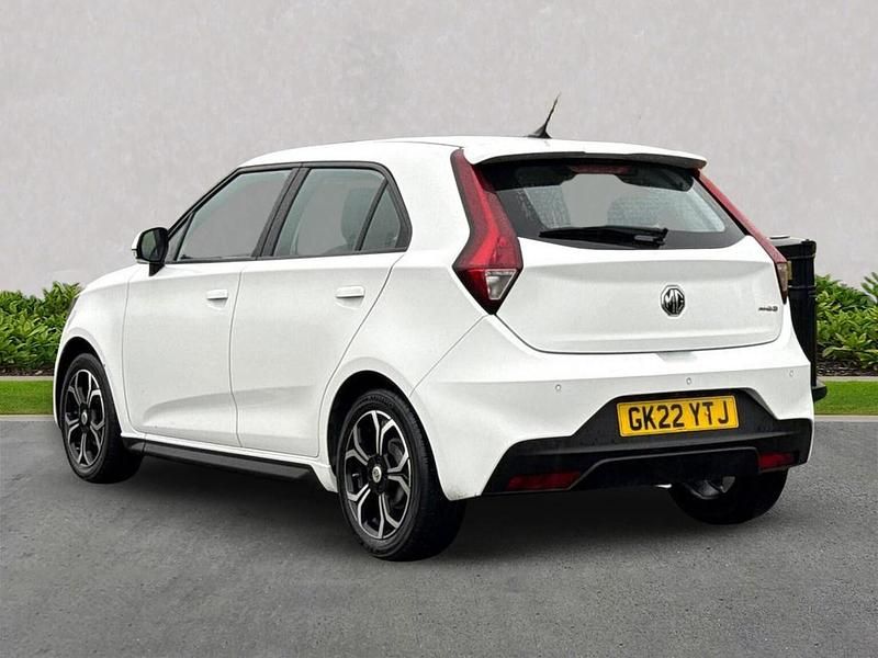 Used MG MG3 Exclusive 106 HP (77 kW) 2022 White Hatchback