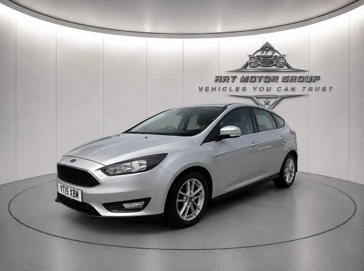 Used Ford Focus Zetec 2015 Silver Hatchback