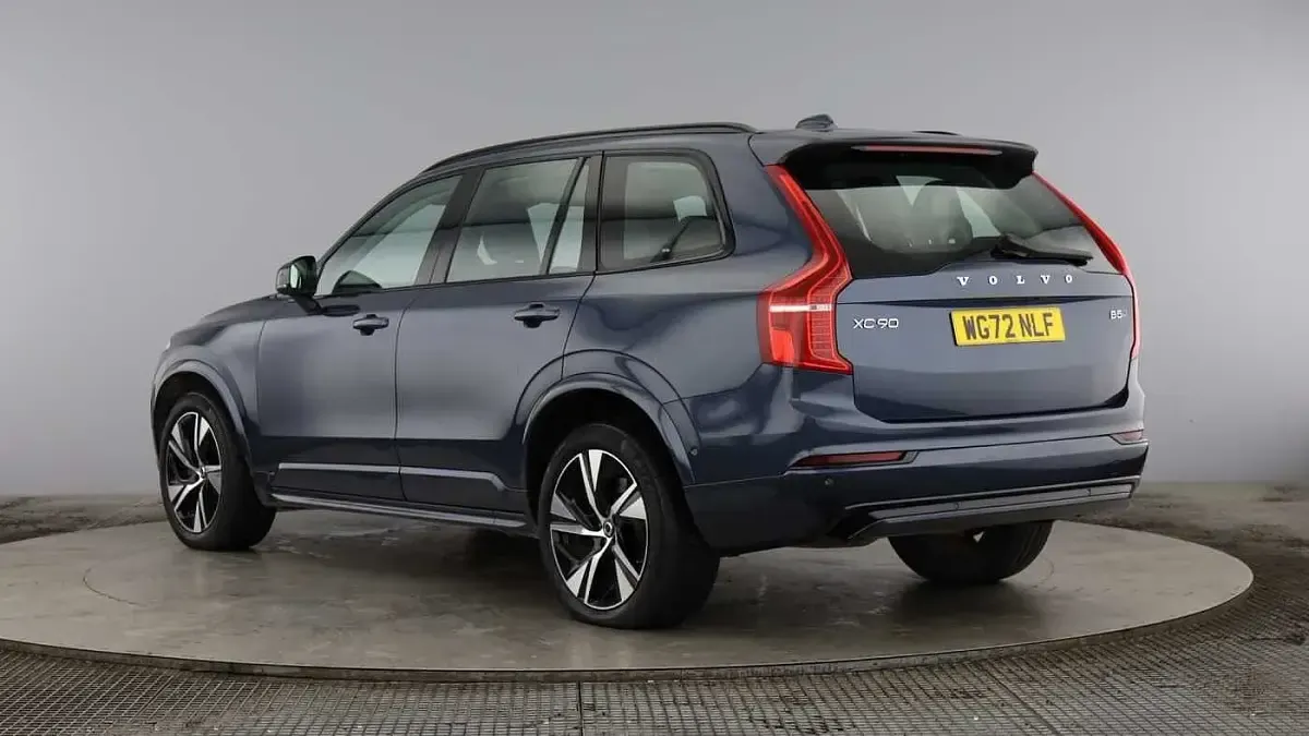 Usado Volvo XC90 Plus 2022 Azul SUV