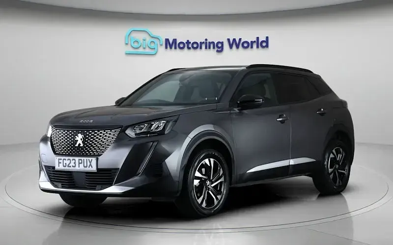 Used Peugeot 2008 Allure+ 131 HP (96 kW) 2023 Grey SUV