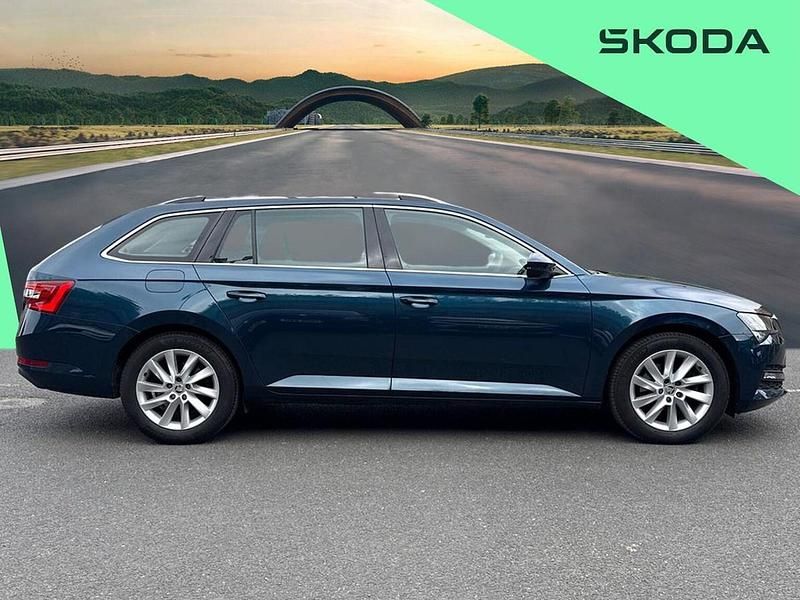 Used Skoda Superb SE 160 HP (117 kW) 2024 Blue Estate