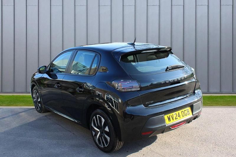 Used Peugeot 208 Active 74 HP (54 kW) 2024 Black Hatchback