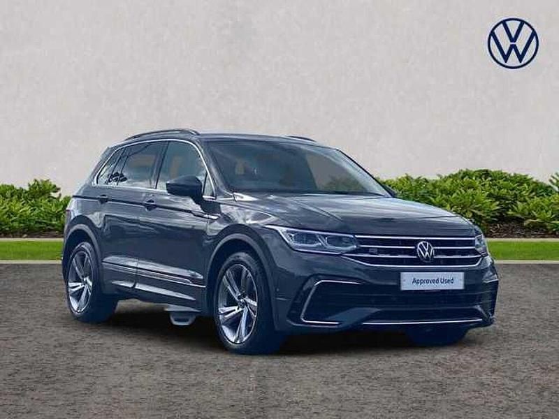 Used 2023 VW Tiguan SUV | £29,990 (A bit pricey) - Image 1/4