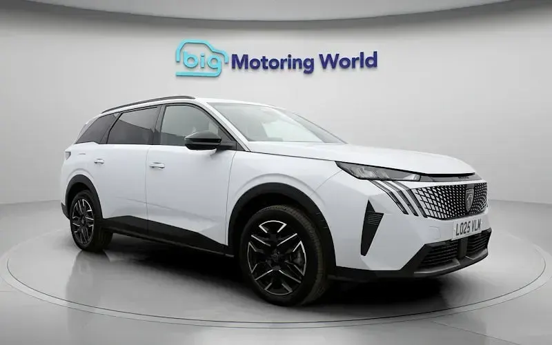 Used Peugeot 5008 Allure 136 HP (100 kW) 2025 White SUV