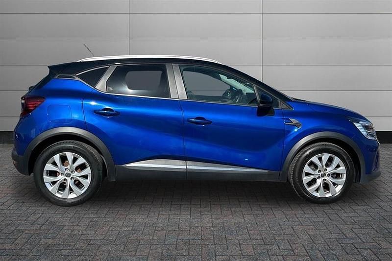 Used Renault Captur Iconic 95 HP (69 kW) 2020 Iron blue with diamond black roof SUV