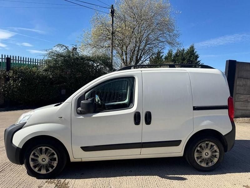 Used Peugeot Bipper 75 HP (55 kW) 2015 White MPV