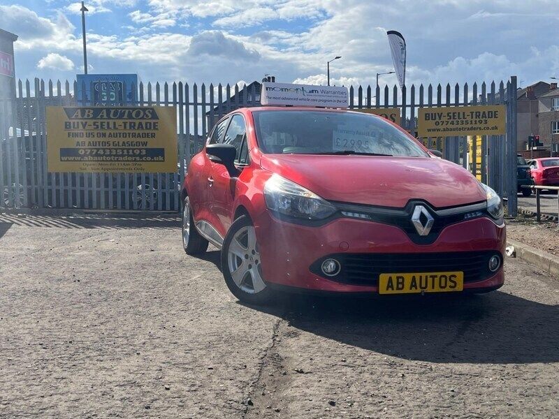 Red Used 2014 Renault Clio IV Expression+ Hatchback | £2,995 (Good price) - Image 1/4